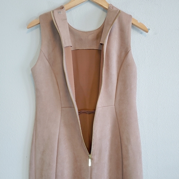 Calvin Klein Faux Suede Sheath Slim Fit Dress Sz 8 Career Evening Cocktails - Picture 8 of 11